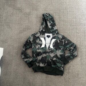 Boys size XL zip up hoodie by Hurley